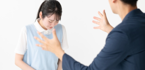 2025年4月施行の「カスハラ防止条例」…どこから訴えられる？クリニックにおける“ハラスメント”の境界線【弁護士が解説】