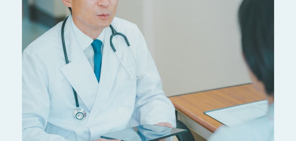 未経験可で「年収3,000万円」の求人も……美容医療業界を揺るがす「直美」問題の危険性【専門医が警鐘】