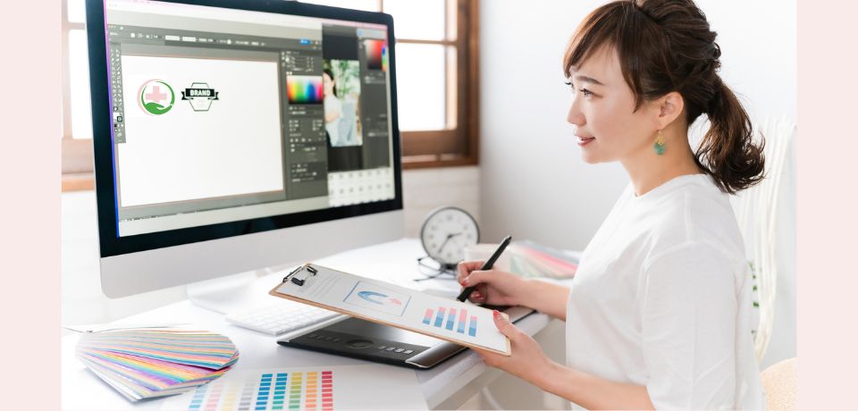 クリニックの「ロゴ」制作費用の相場は？…患者の印象を左右する「ロゴデザイン」の重要性【専門家を取材】