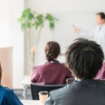 無自覚の搾取？…医師の「自己研鑽」は「労働時間」なのか【現役開業医の見解】